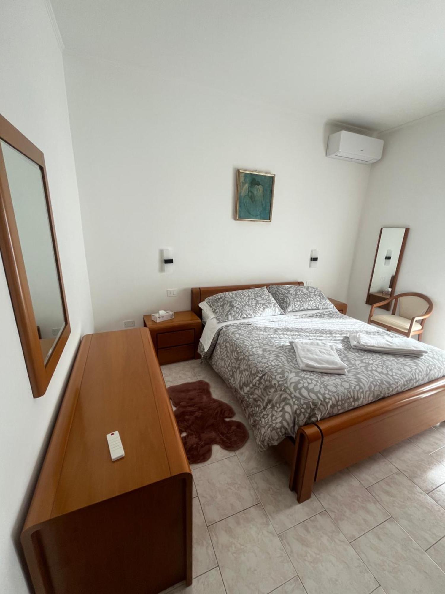 Casa Vacanze Tardy E Benech Savone Extérieur photo